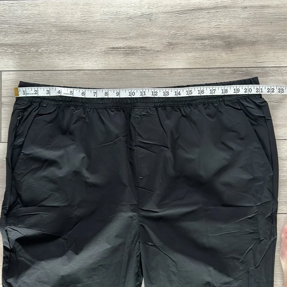 Banana Republic mens XXL black travel joggers